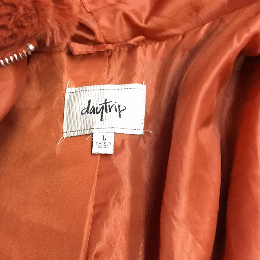 Jacket - Picture 4 of 4